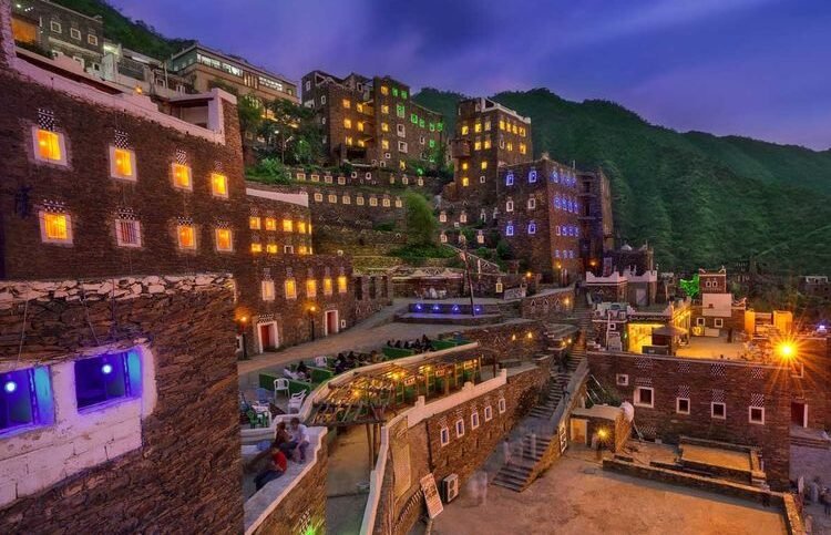 Saudi-Tourism_16d7d0a307d_large