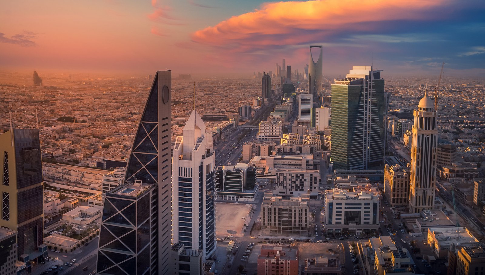 Kingdom,Of,Saudi,Arabia,Landscapes,By,Day,-,Riyadh,Tower